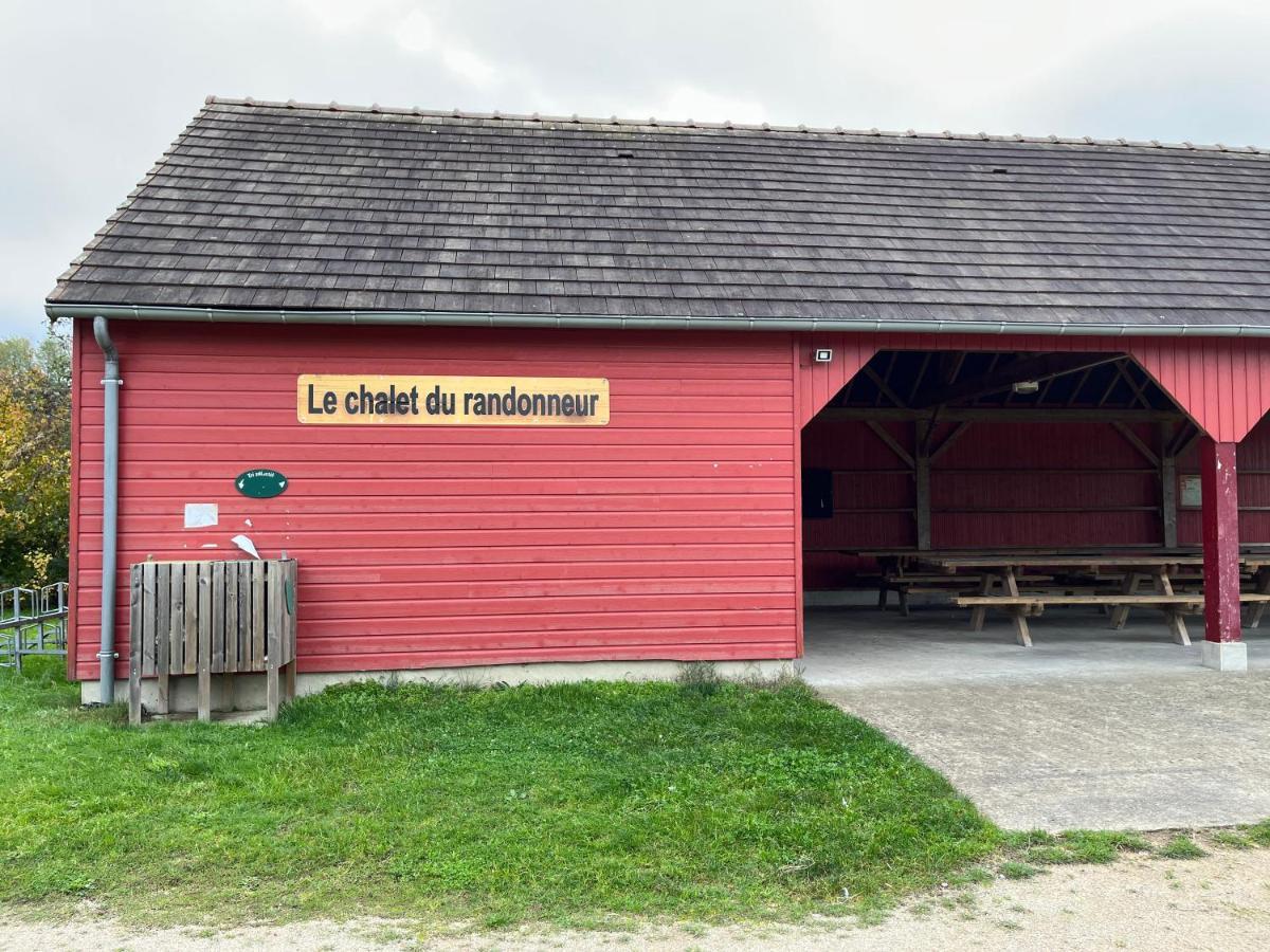 Les Maisonnettes Du Lac - Base De Loisirs Lavare 外观 照片